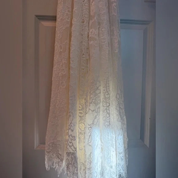 NWOT BRONX AND BANCO Naia Lace Gown in White Wedding Evening Gown - Picture 11 of 16